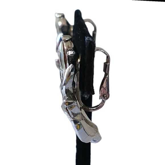 Crown Trifari Earrings Vintage Rhinestones Leaf Floral Silver Tone Clip On MCM. - Picture 8 of 16